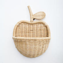 Carregar imagem no visualizador da galeria, Natura Apple Rattan Wall Décor