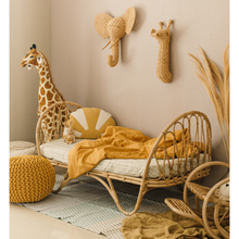 Carregar imagem no visualizador da galeria, Natura Roma Rattan Kids Bed or Daybed