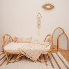 Carregar imagem no visualizador da galeria, Natura Roma Rattan Kids Bed or Daybed