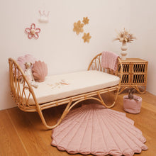 Carregar imagem no visualizador da galeria, Natura Roma Rattan Kids Bed or Daybed
