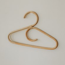 Cargar imagen en el visor de la galería, Natura Luna Kids Bohemian Rattan Hanger (Juego de 4 1 GRATIS)