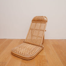 Carregar imagem no visualizador da galeria,  Natura Summer Time Rattan Beach Chair