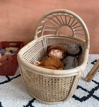 Carregar imagem no visualizador da galeria,  Natura Zendaya Rattan Doll Bed