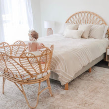 Load image into Gallery viewer, Natura Florie Rattan Bassinet