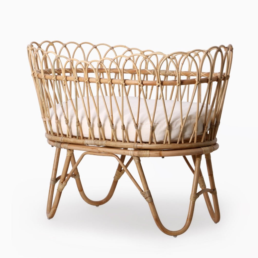 Natura Arriane Rattan Baby Bassinet