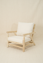 Carregar imagem no visualizador da galeria, Natura Dune Rattan Sofa

