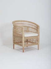 Carregar imagem no visualizador da galeria, Natura Morocco Rattan Chair
